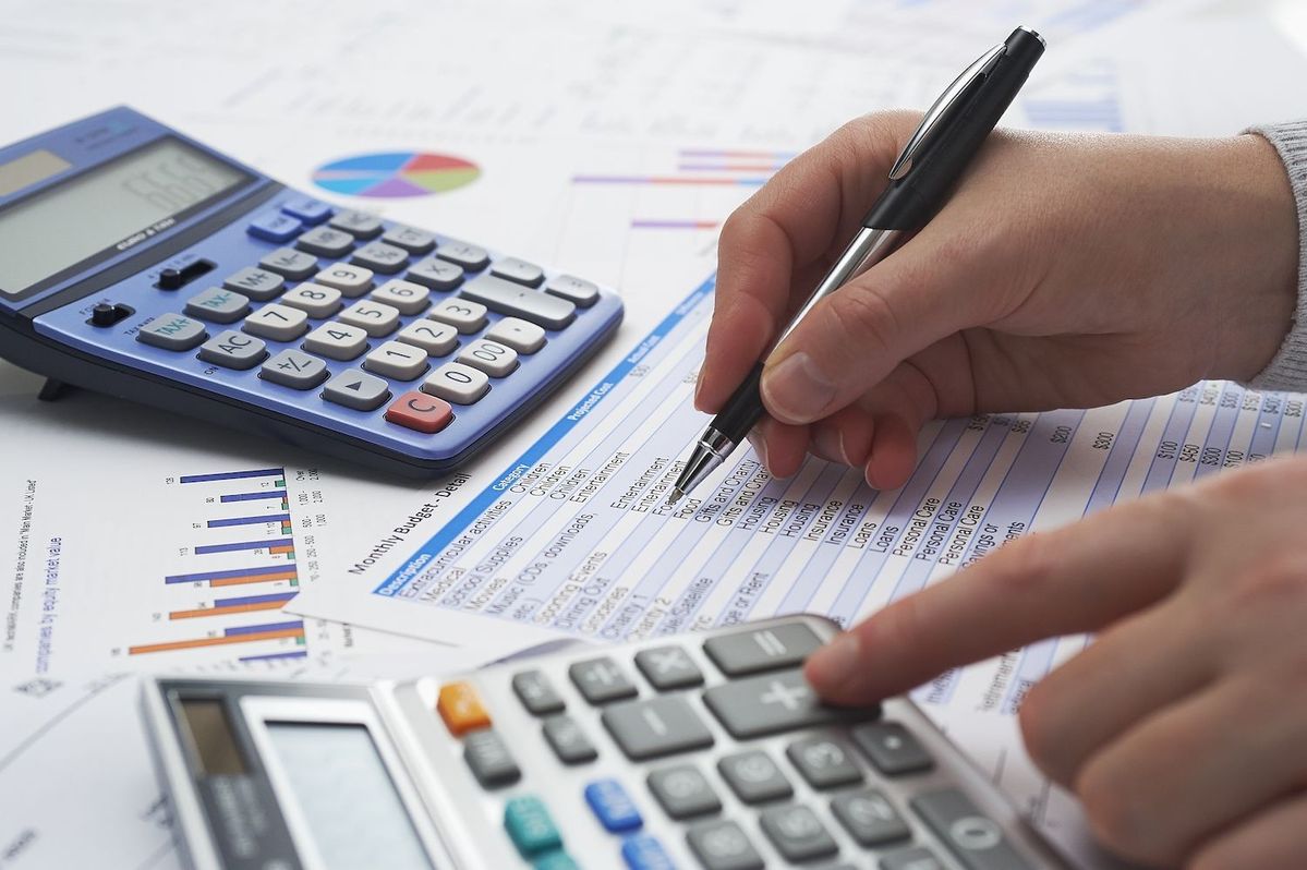 Asesoría contable y fiscal profesional